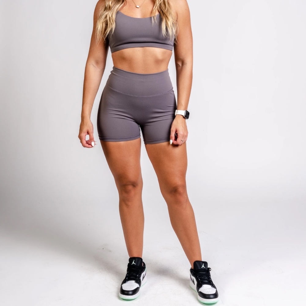 The Cassey Shorts 4” by P’tula